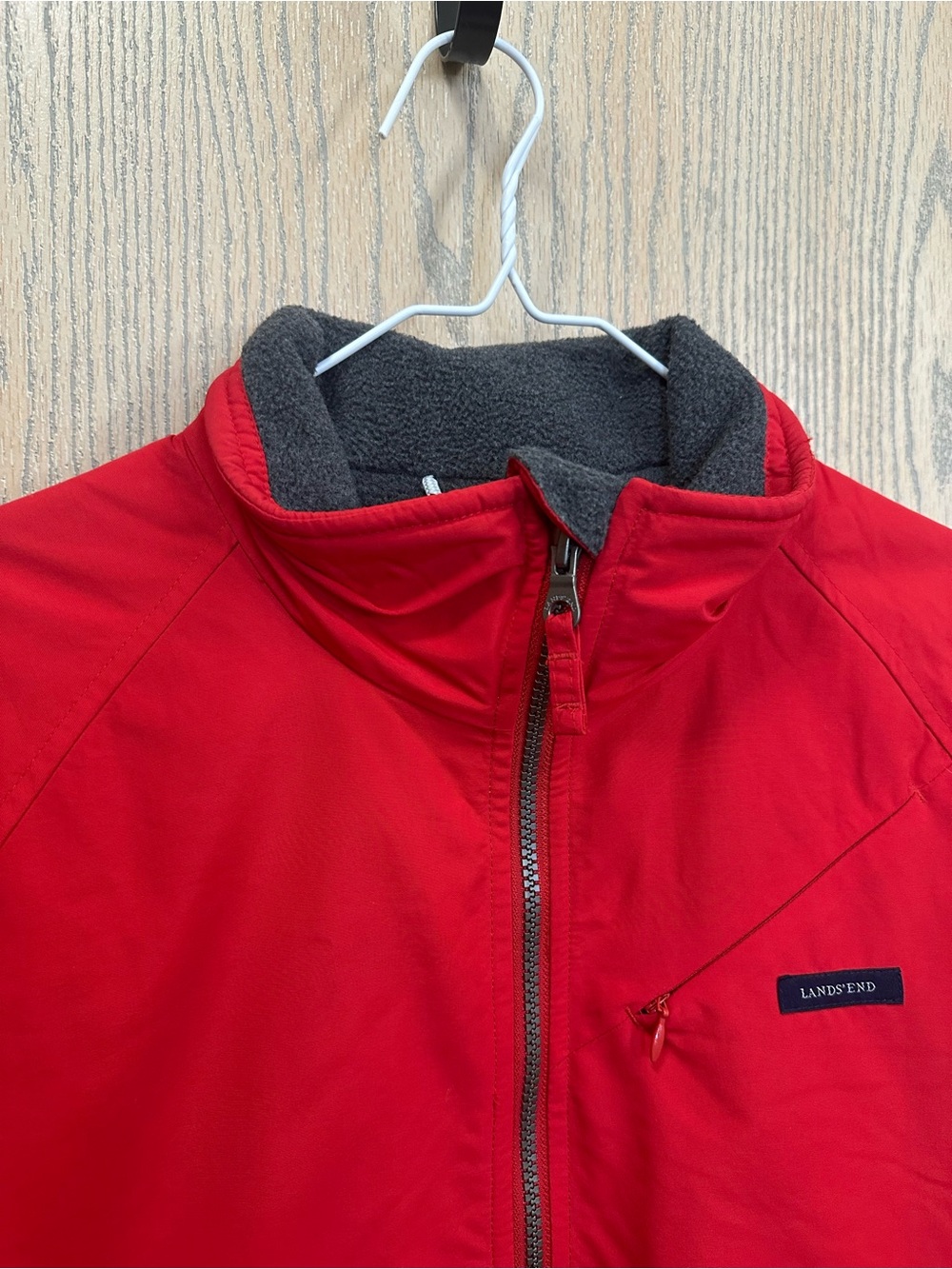 Lands’ End Red Zip Up Jacket Medium - Picture 3 of 10